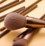 Makeup brush