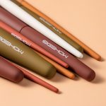 Makeup brushes face