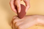Makeup blender