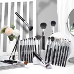 professional makeup brushes