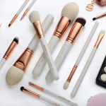 πινέλα μακιγιάζ