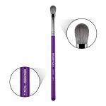eyeshadow brush