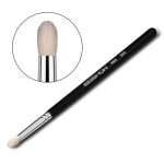 eyeshadow brush