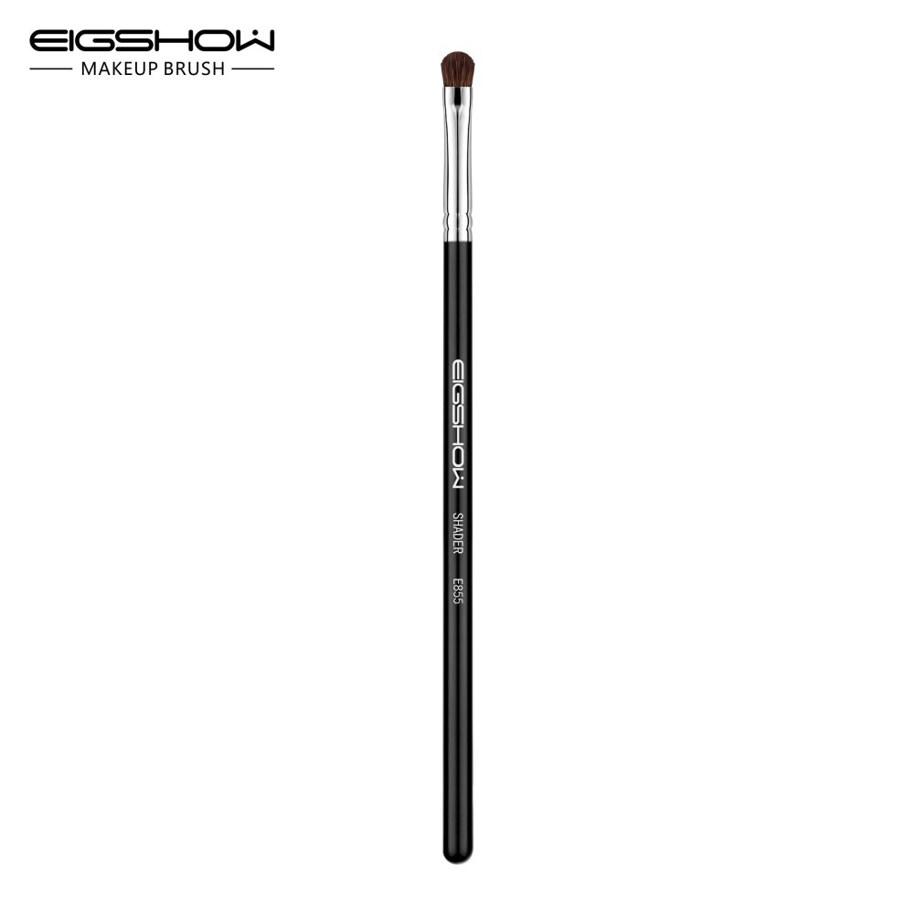 eyeshadow brush