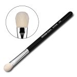 eyeshadow brush