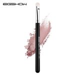 eyeshadow brush