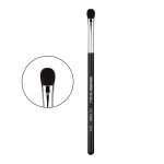 eyeshadow brush