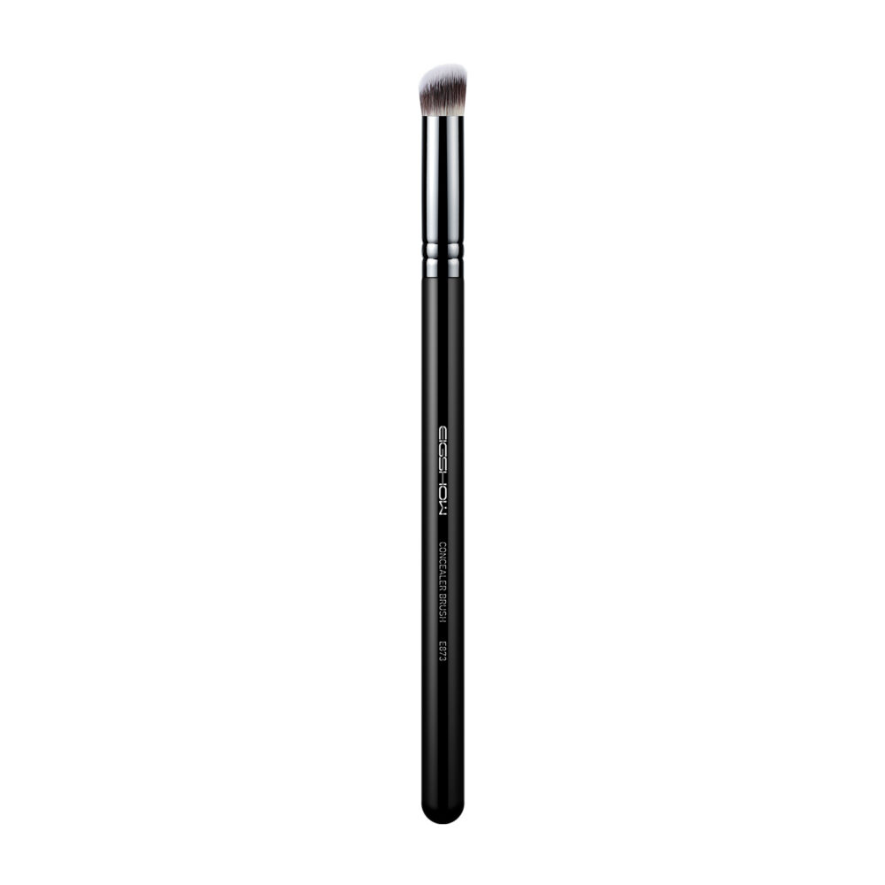 concealer brush